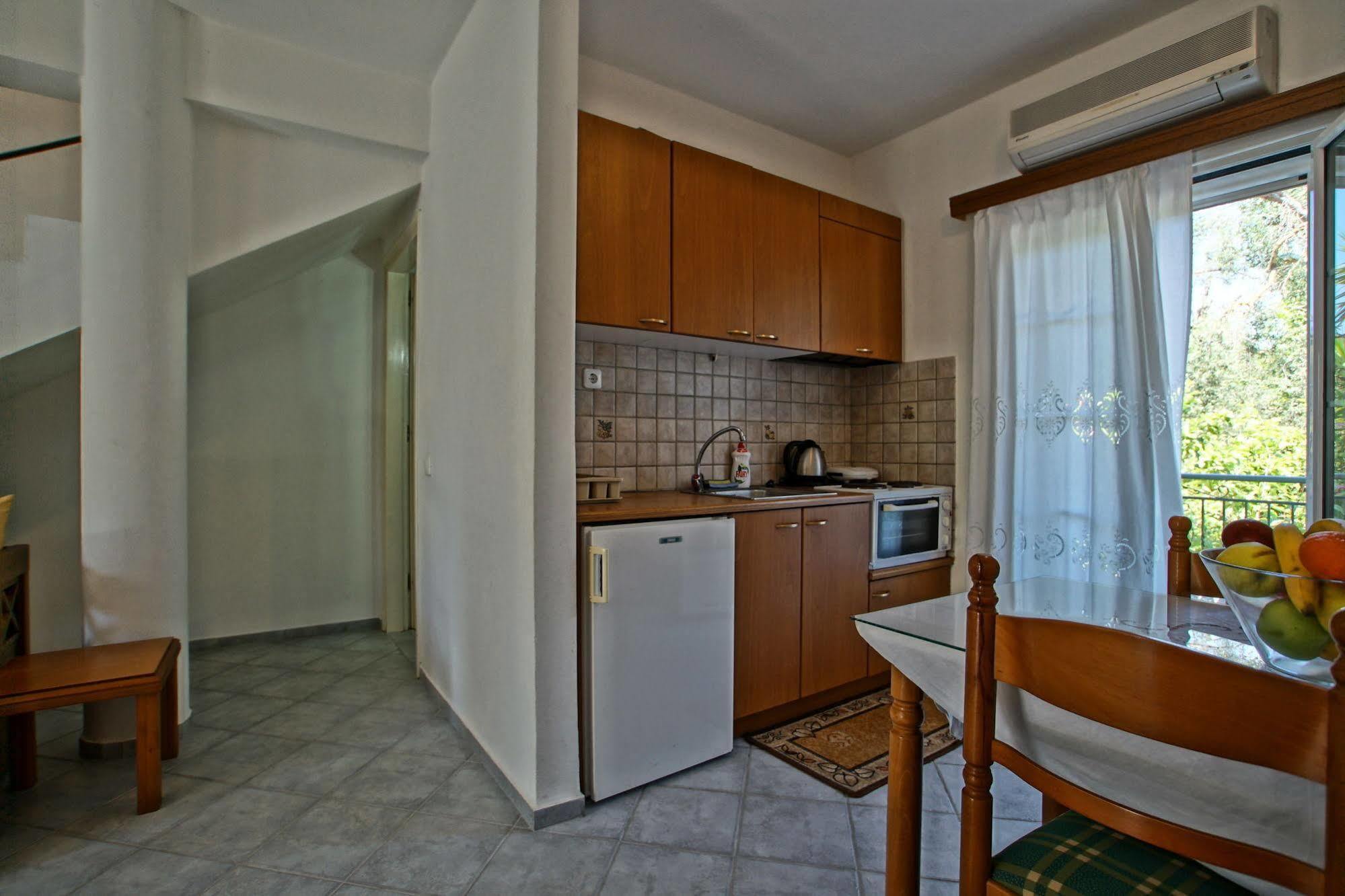 Chrisanthi Apartments Sivota  Exterior photo